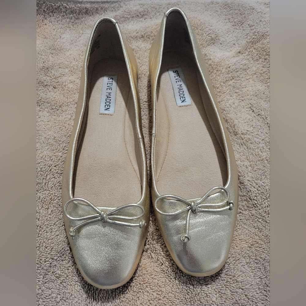 Steve Madden Metallic Gold Flats